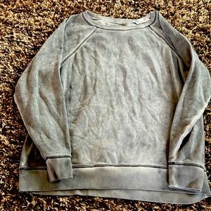 American Eagle crewneck